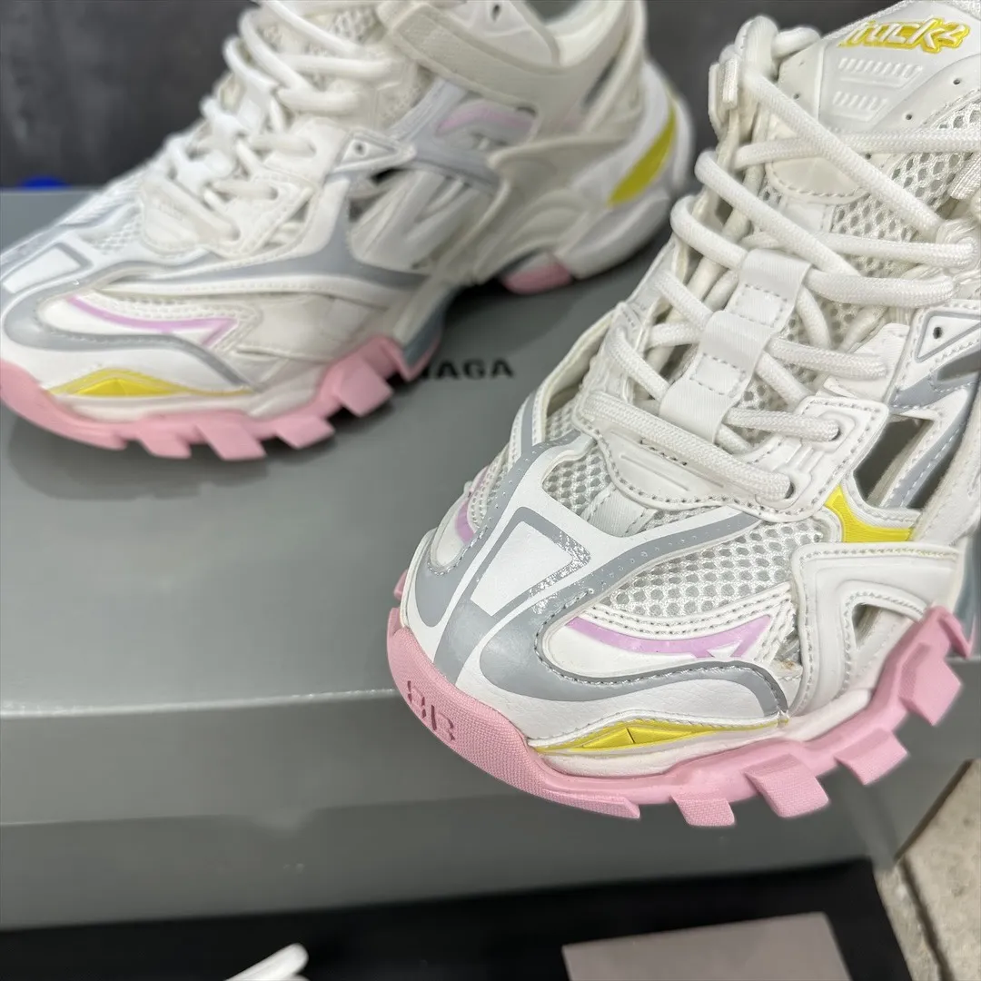 Snug Balenciaga Track 2 Sneakers White Multicolor – Replica Sneakers & Balenciaga Shoes Replica 748