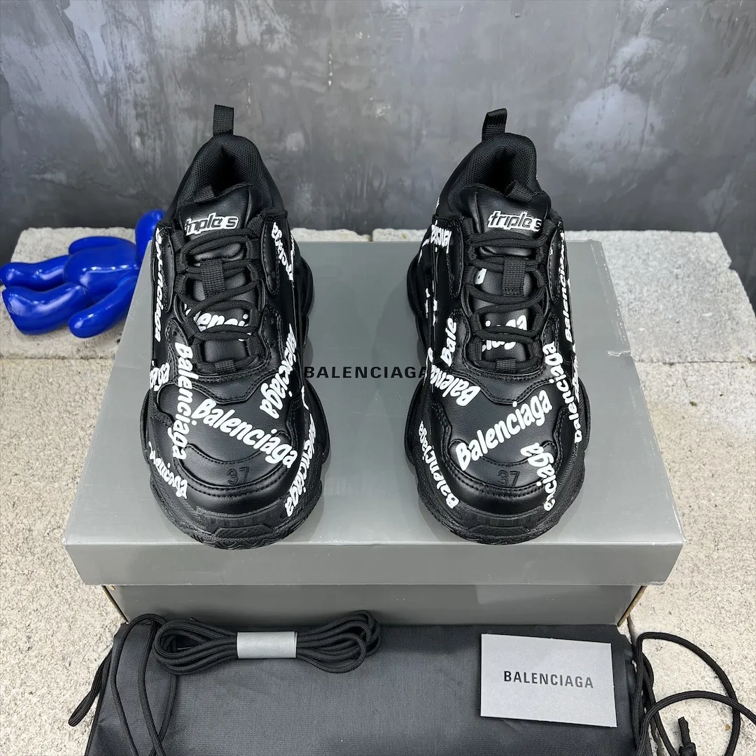 Thermal Balenciaga Triple S All Black Replica Sneakers –  Rep Shoes Collection 758