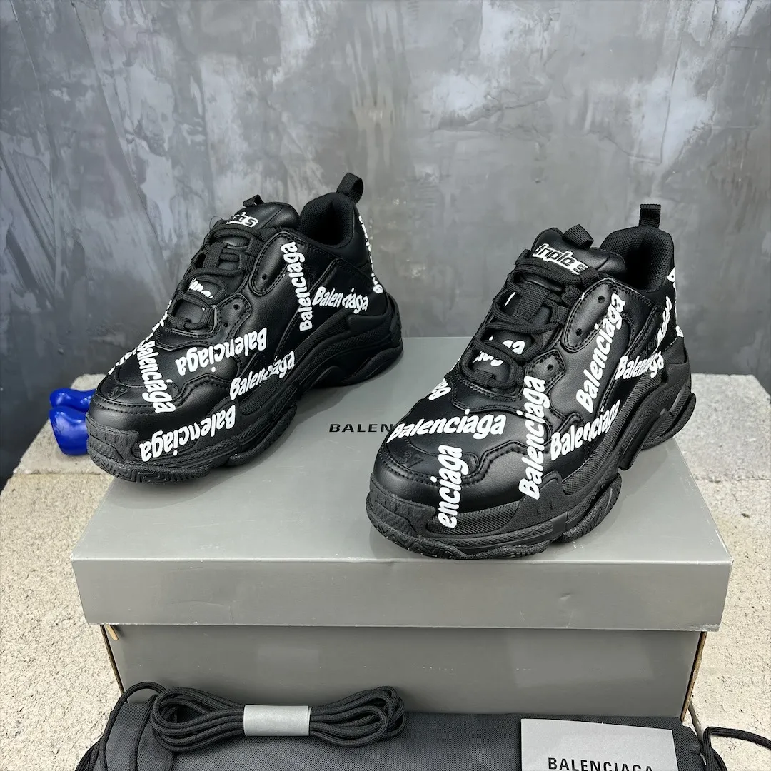 Thermal Balenciaga Triple S All Black Replica Sneakers –  Rep Shoes Collection 758