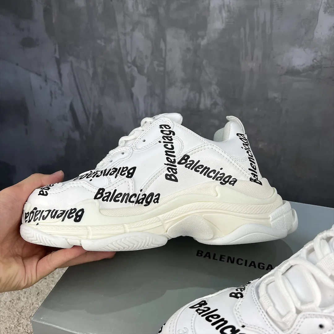 Modern Balenciaga Triple S Allover Logo White Replica Sneakers –  Rep Shoes for Sale 768