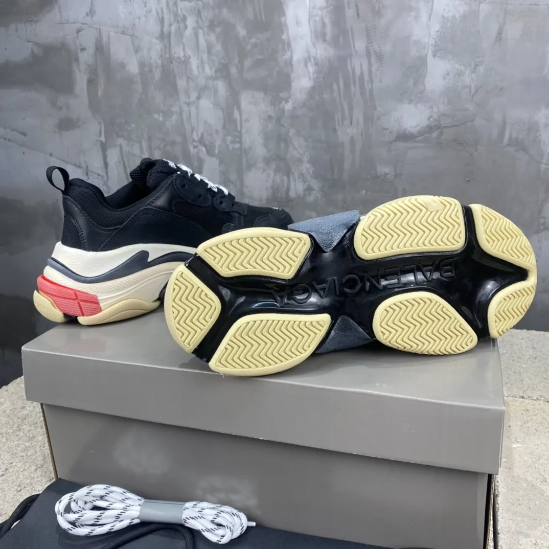 Balenciaga Triple S Black Red Replica Sneakers –  Rep Shoes Collection Chic 797