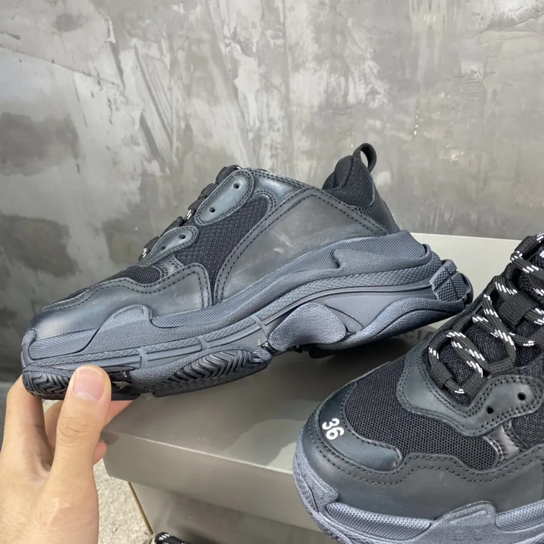 Balenciaga Triple S Black Replica Sneakers –  Rep Shoes Collection Affordable 798