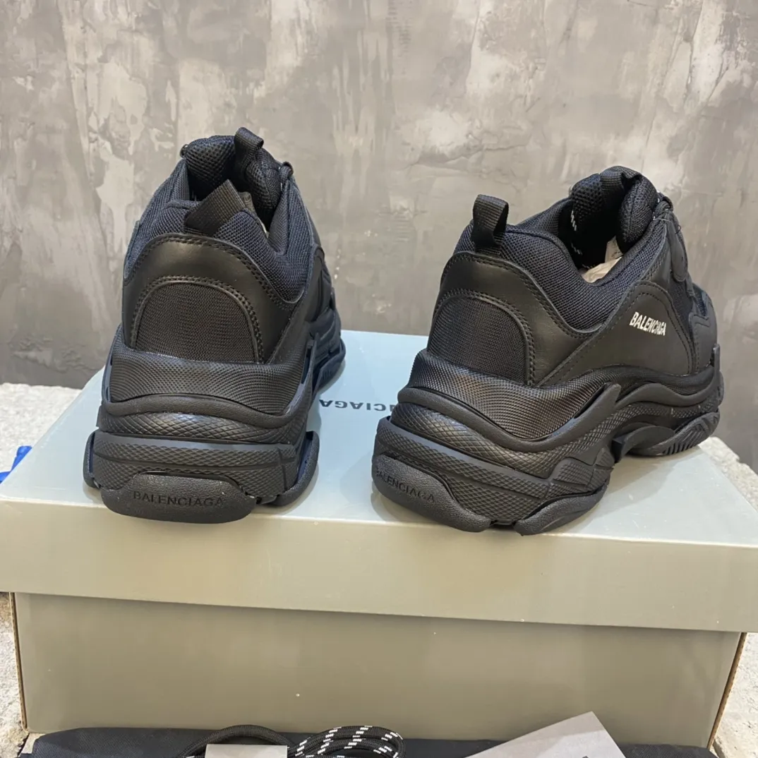 Balenciaga Triple S Black Sneakers –  Replica Sneakers & Balenciaga Shoes Replica GoAnywhere 793