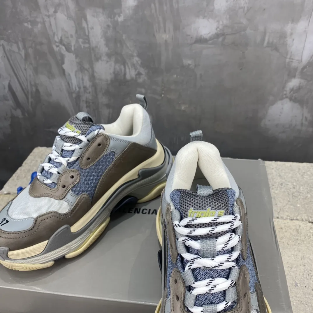 Balenciaga Triple S Grey Blue Replica Sneakers –  Rep Shoes ComfortFit 778