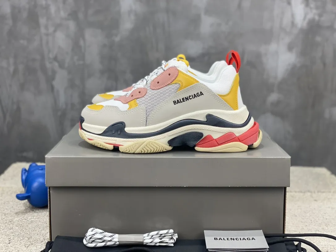 Balenciaga Triple S Multicolor Replica Sneakers with Rep Shoes Style Flexible 790