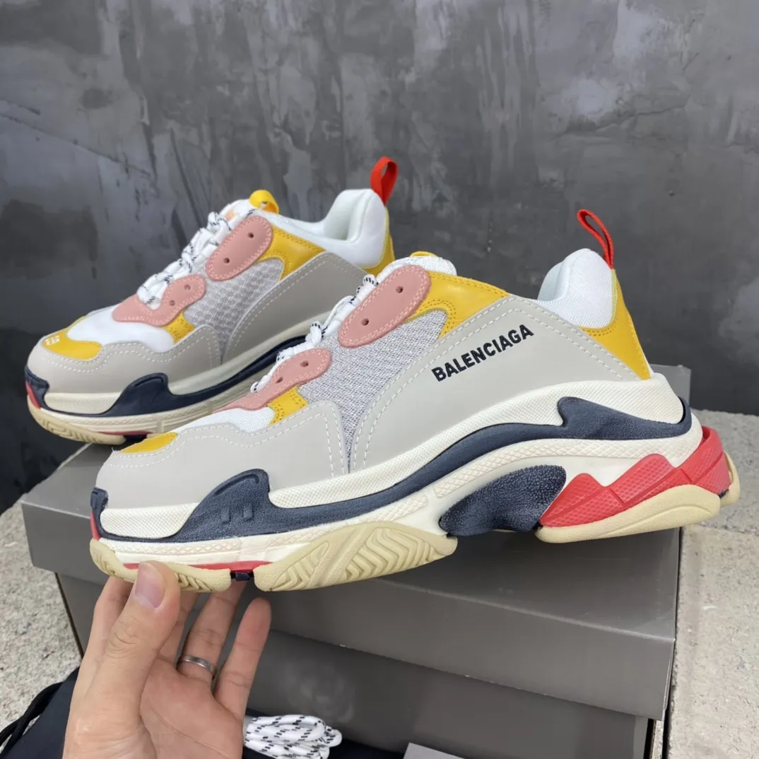 Balenciaga Triple S Multicolor Replica Sneakers with Rep Shoes Style Flexible 790