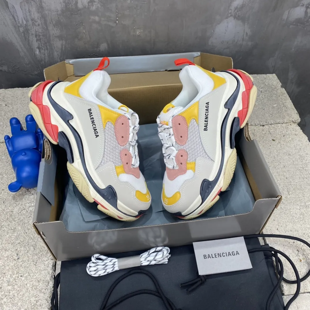 Balenciaga Triple S Multicolor Replica Sneakers with Rep Shoes Style Flexible 790