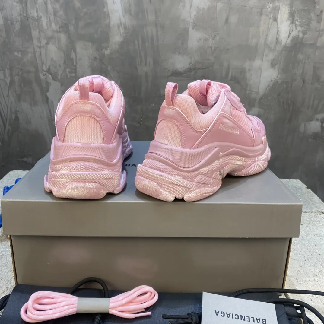 Balenciaga Triple S Pink Sneakers – High-Quality Replica Sneakers & Balenciaga Shoes Copy Casual 761