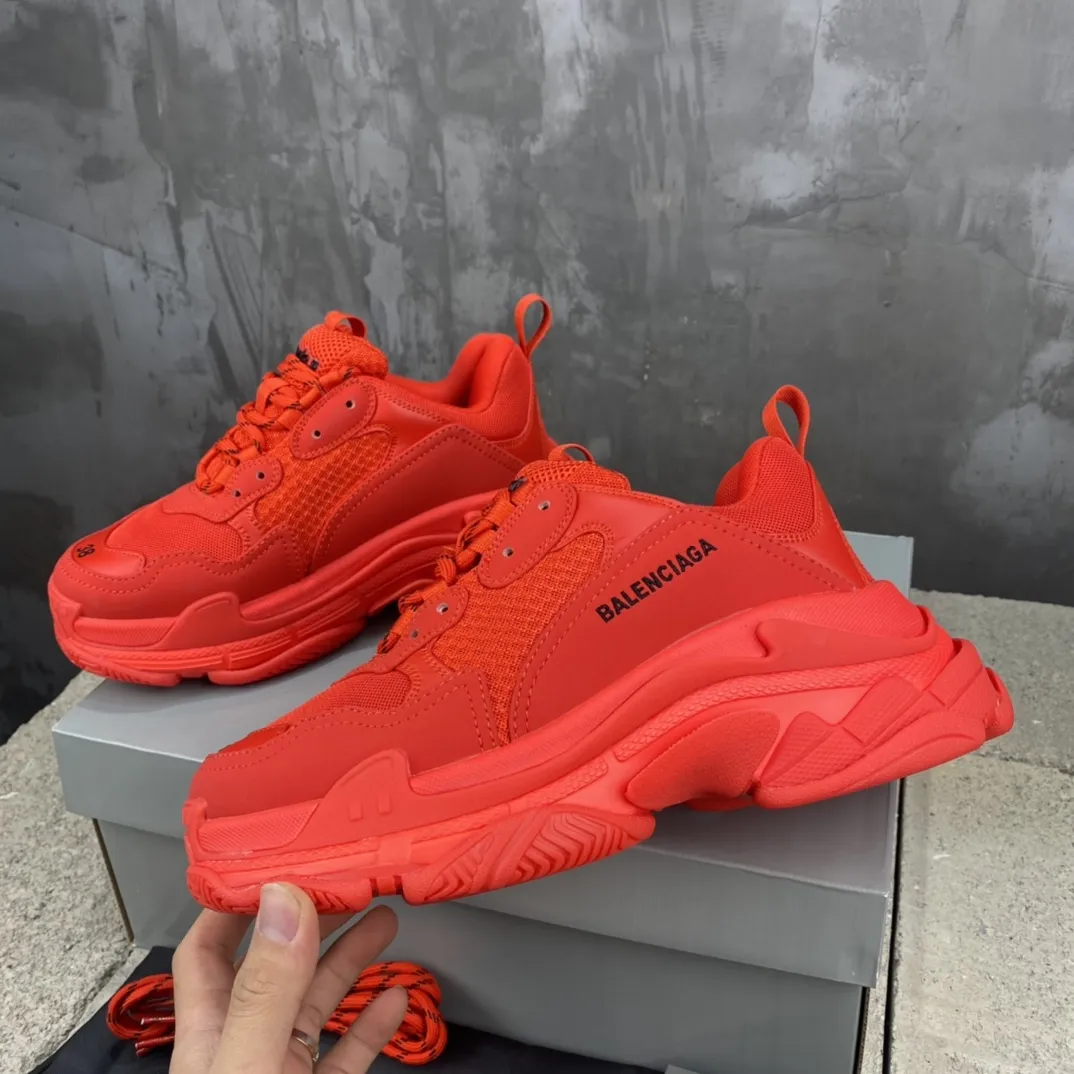 RelaxedFit Balenciaga Triple S Red Sneakers – Replica Sneakers & Balenciaga Replica Shoes 787