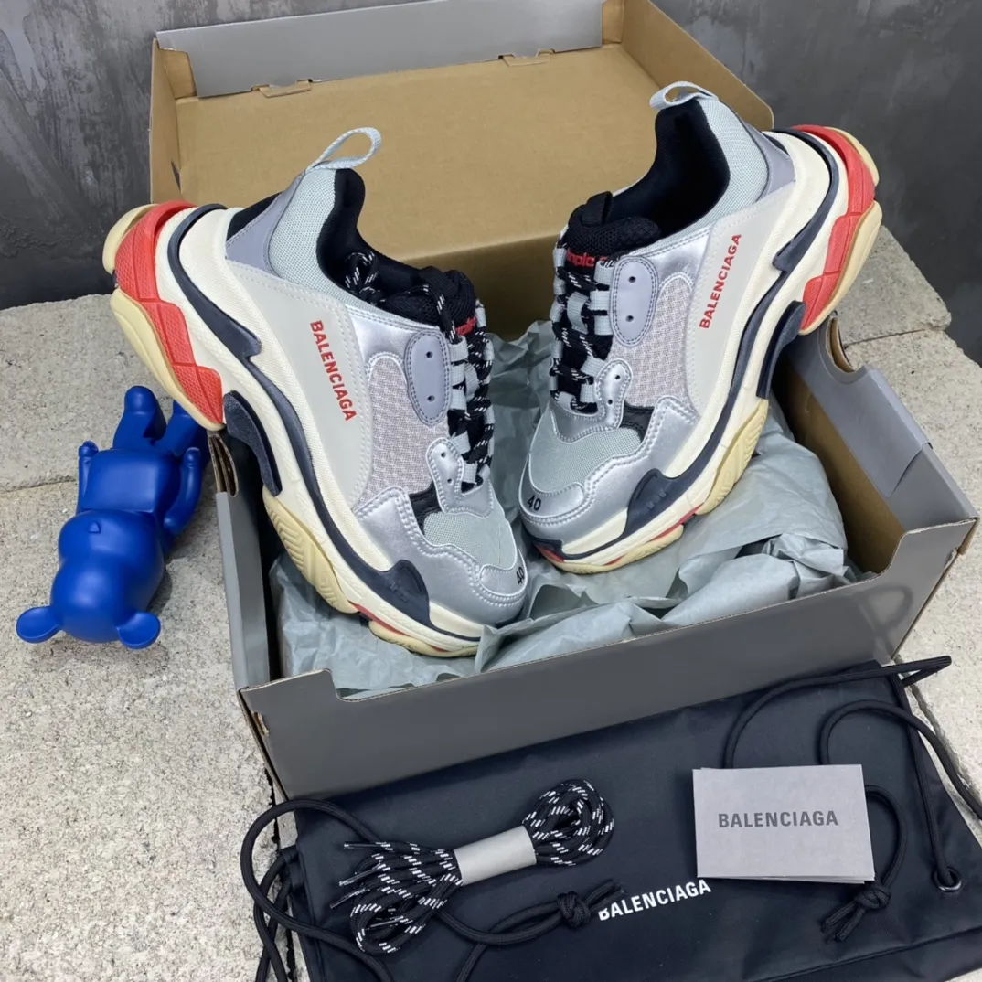 Balenciaga Triple S Silver Red Replica Sneakers –  Rep Shoes for Sale Lightweight 804