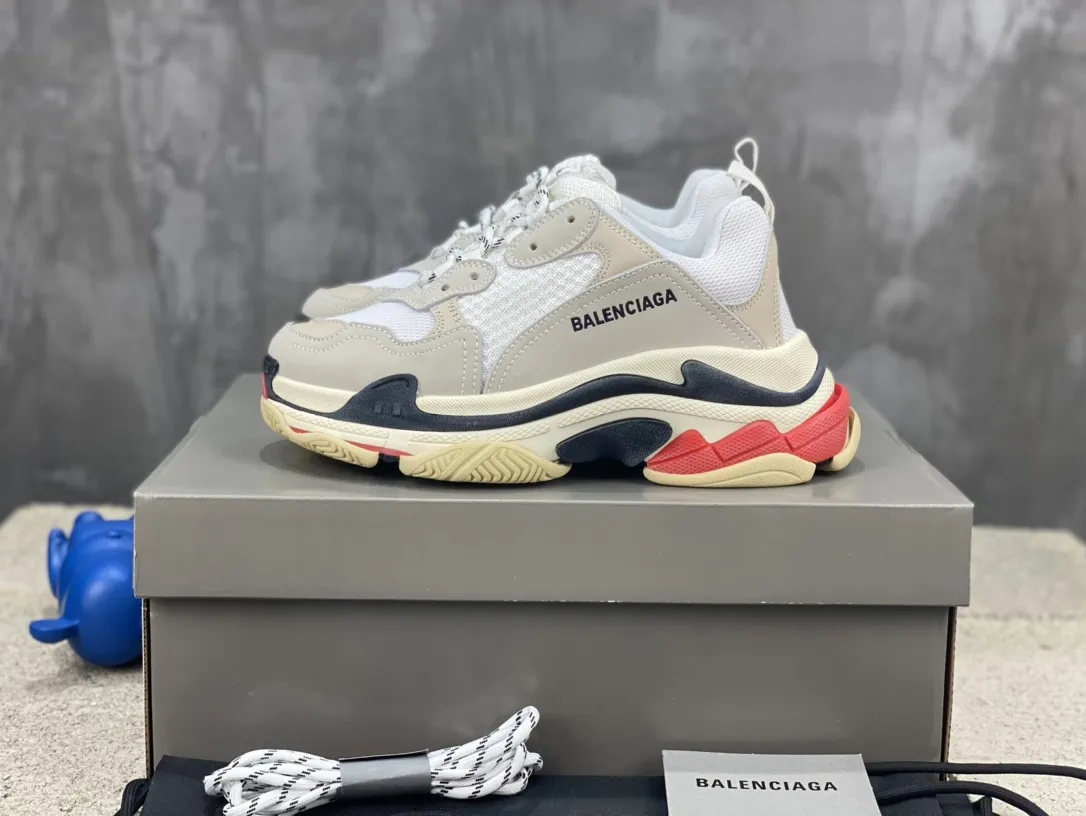 Packable Balenciaga Triple S Sneakers White Multicolor – Replica Sneakers & Balenciaga Replica Shoes 796