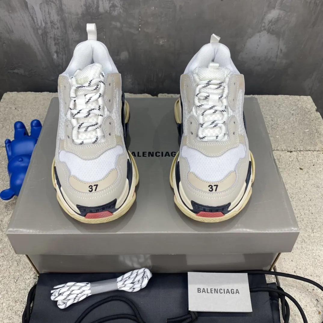 Packable Balenciaga Triple S Sneakers White Multicolor – Replica Sneakers & Balenciaga Replica Shoes 796