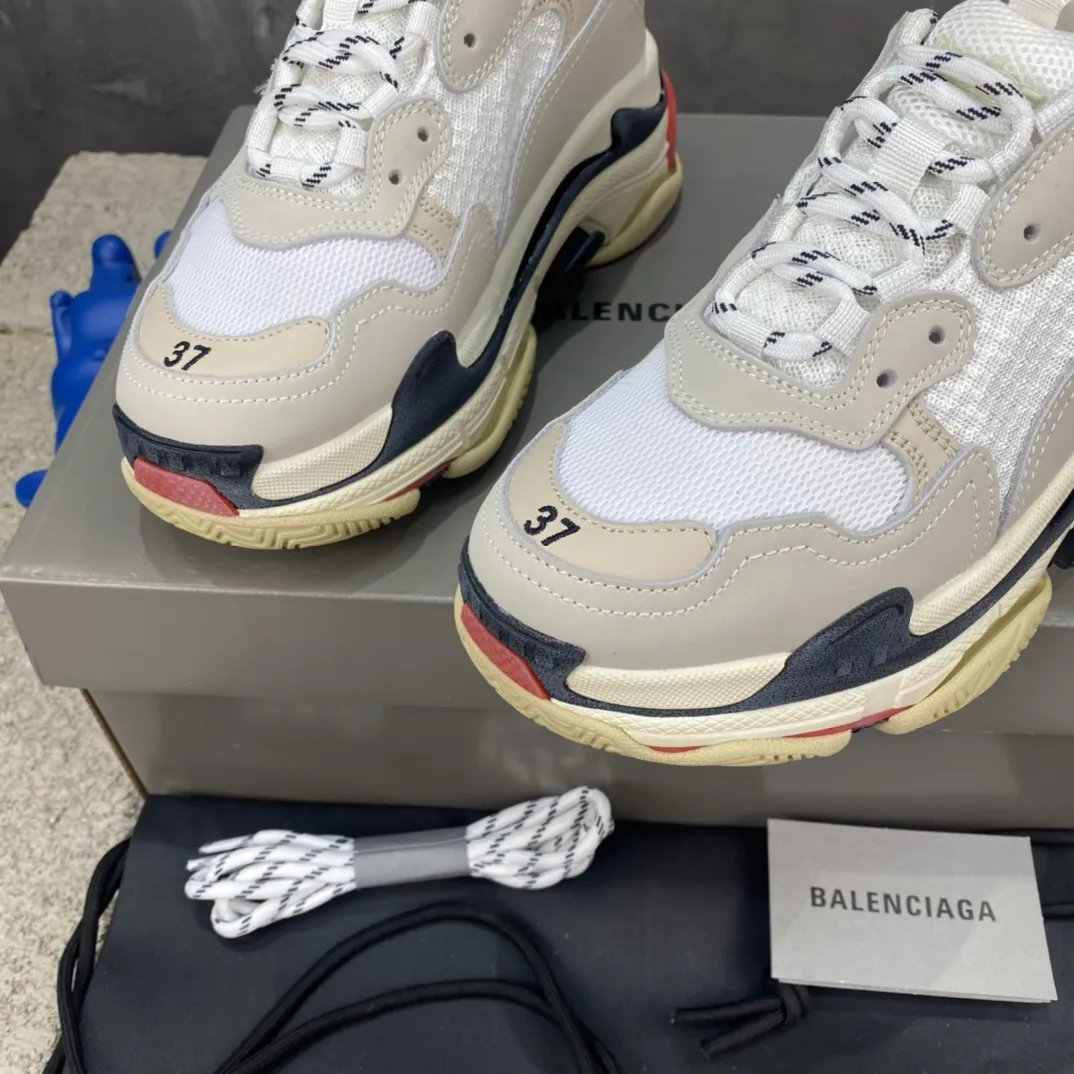 Packable Balenciaga Triple S Sneakers White Multicolor – Replica Sneakers & Balenciaga Replica Shoes 796