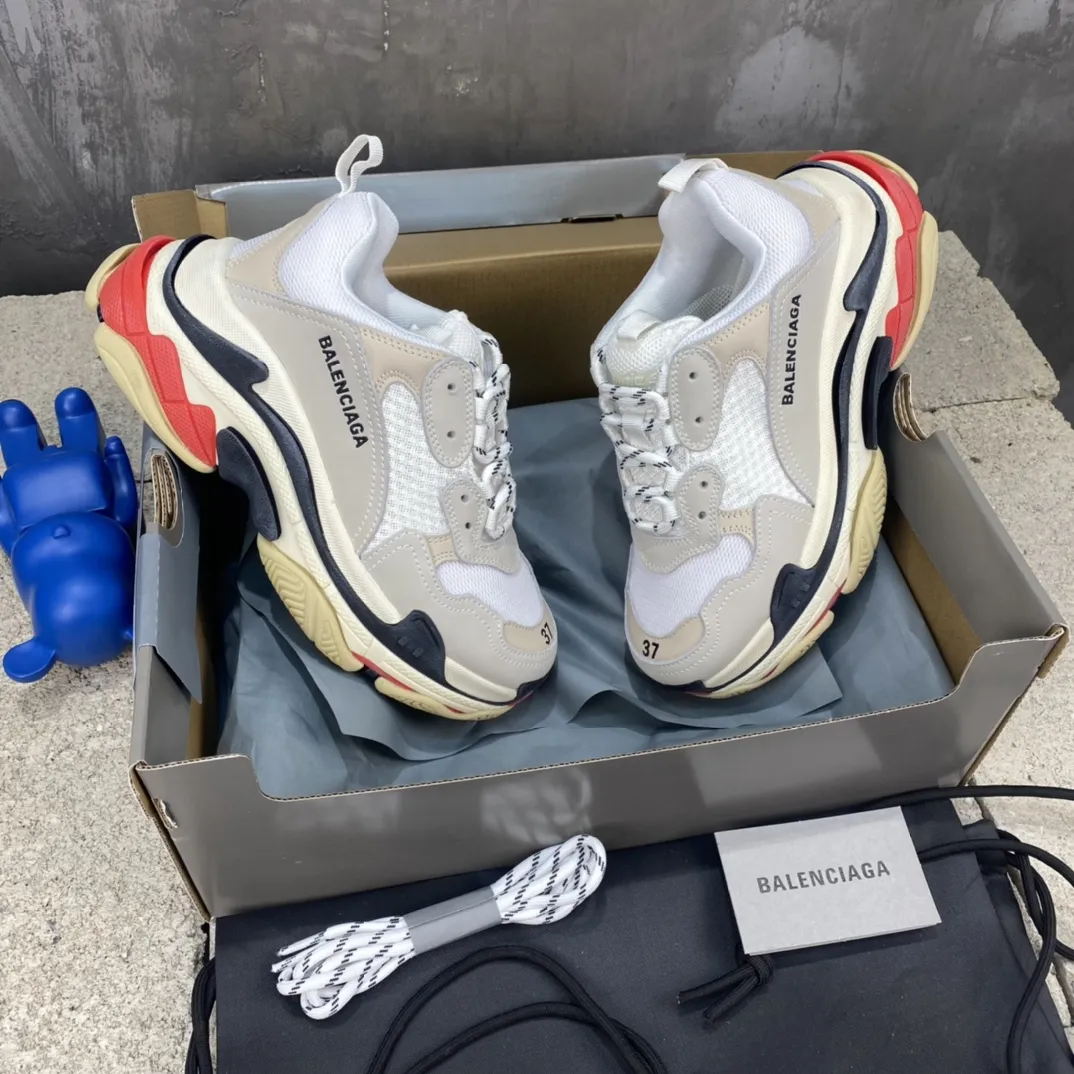 Packable Balenciaga Triple S Sneakers White Multicolor – Replica Sneakers & Balenciaga Replica Shoes 796