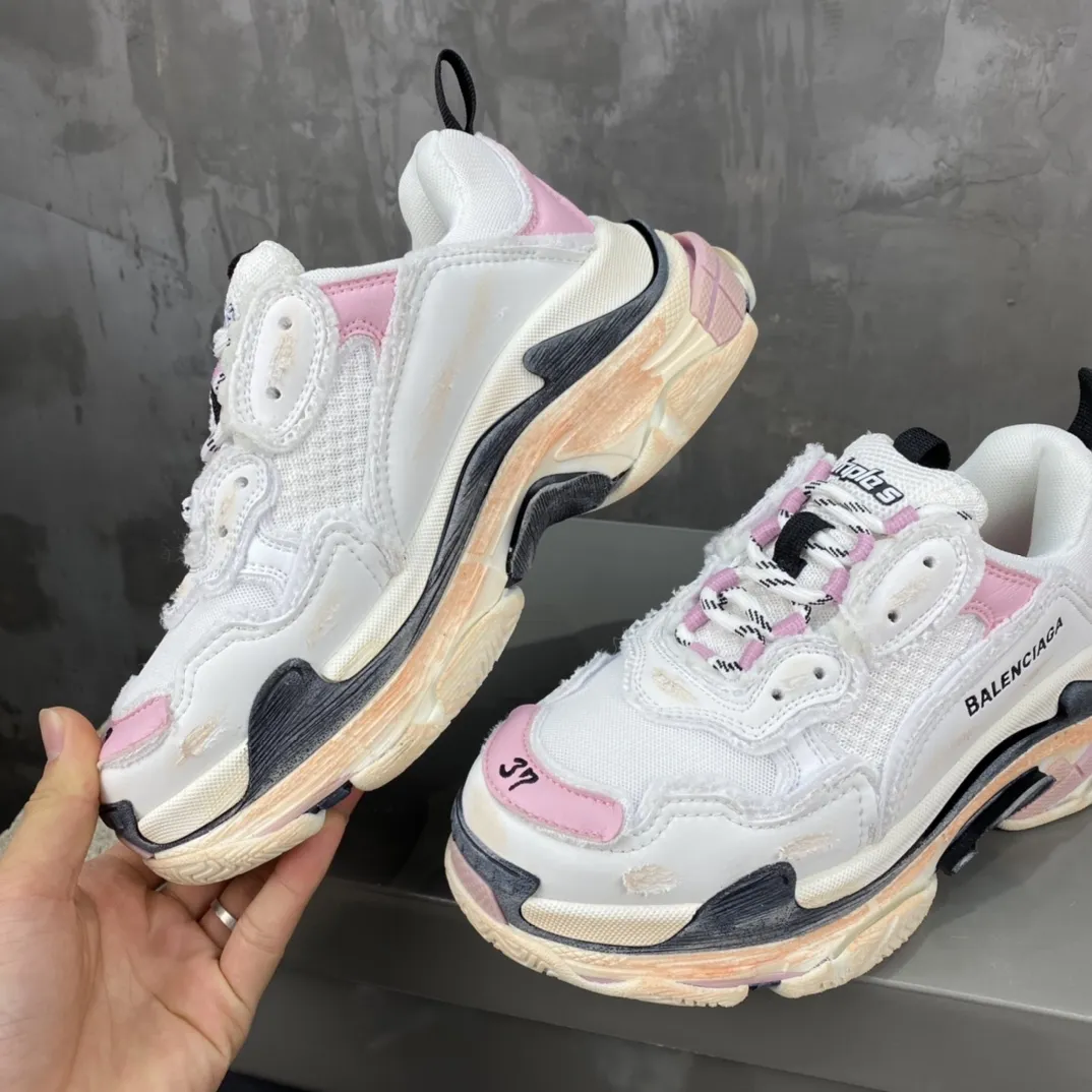 Fashionable Balenciaga Triple S Sneakers White Pink – Replica Sneakers & Balenciaga Shoes Replica 806