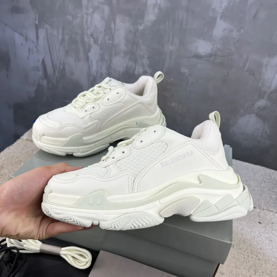SportInspired Balenciaga Triple S White Dad Sneakers – Replica Sneakers & Balenciaga Shoes Replica 763