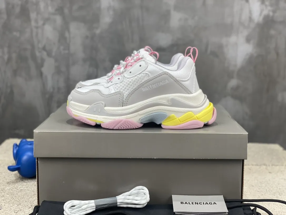 WrinkleFree Balenciaga Triple S White Pink Replica Sneakers –  Rep Shoes Collection 800