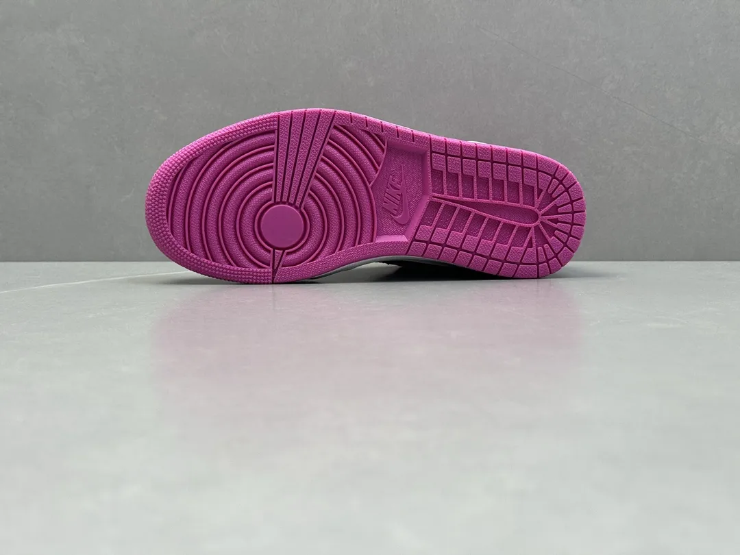 ChunYuan 210 AJ1 Low-Top Sneakers, Apple Red, Authentic Version, Best Replica Sneakers, Nike Replica Shoes, Size 36-40 (Including Half Sizes Functional 1272
