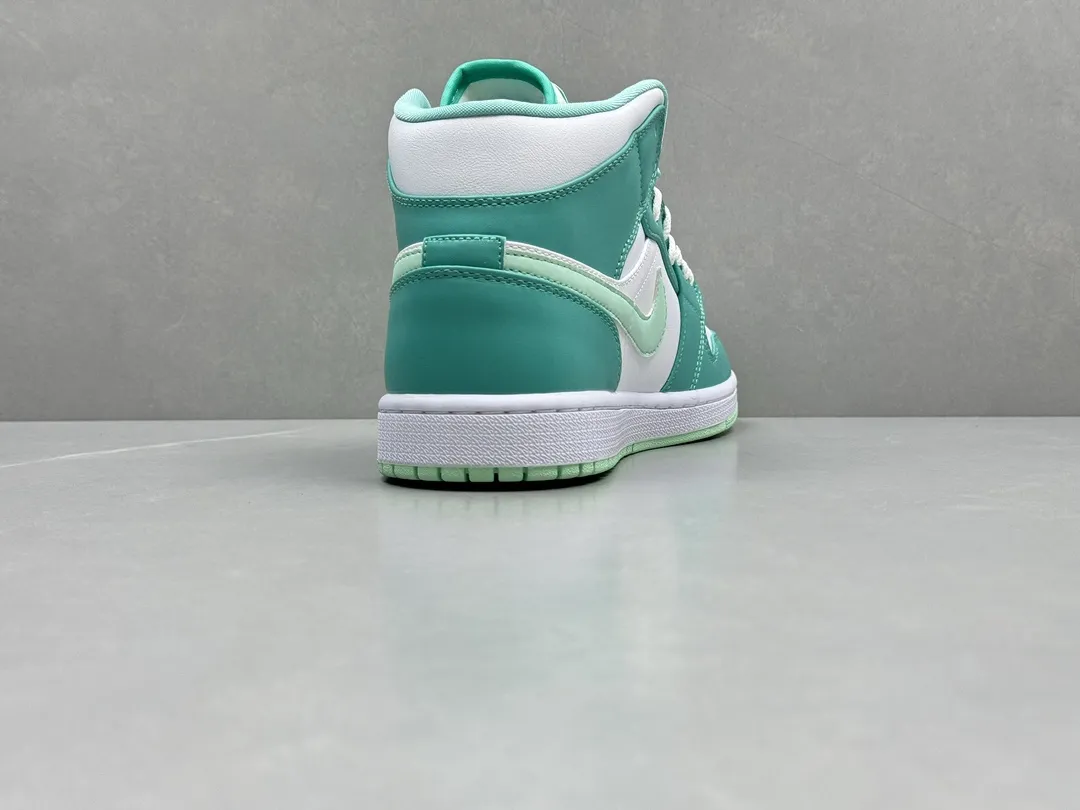 ChunYuan 230 AJ1 Mid Bang Pure  Version – Mint Green High-Top Rep Shoes, Best Replica Sneakers, Sizes 36-46 (Including Half Sizes TechFriendly 1294