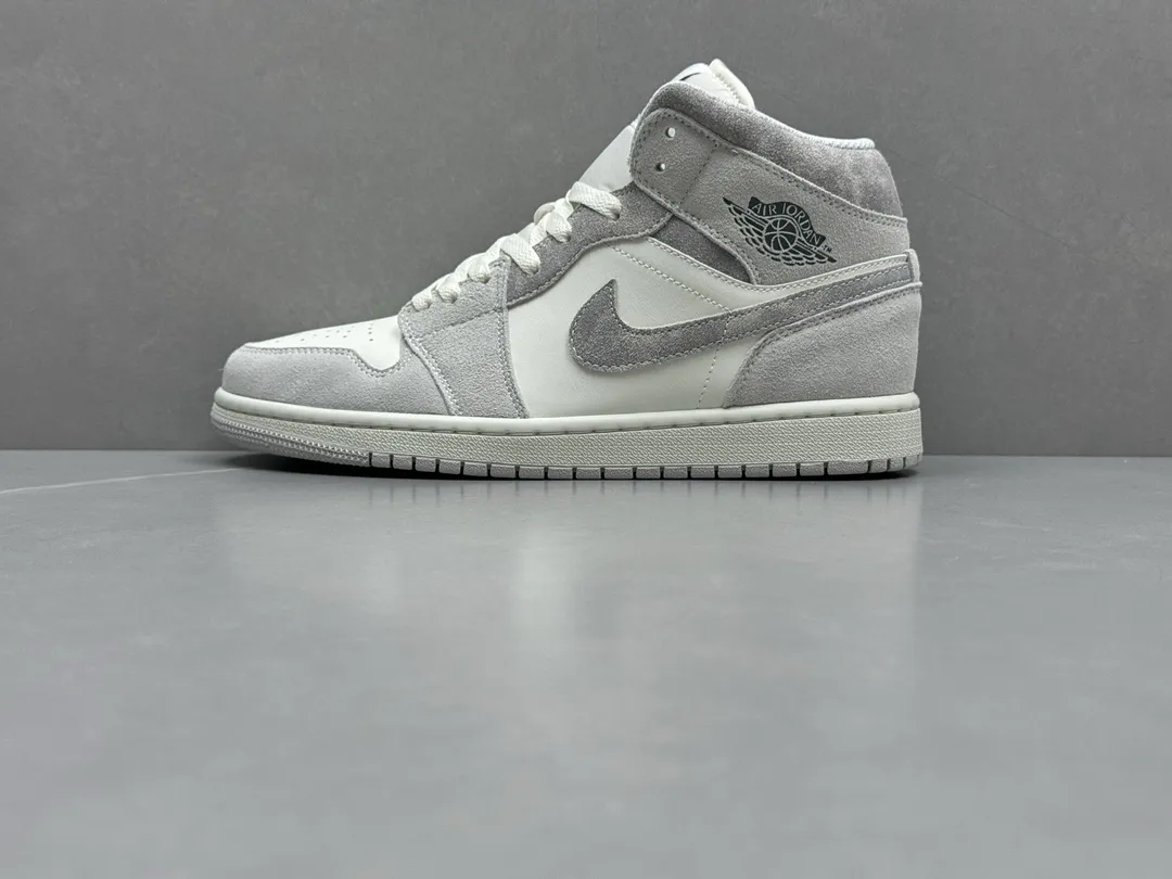 Trendsetting ChunYuan 230 AJ1 Zhongbang Pure  Version – Grey White High-Top Rep Shoes, Top-Quality Best Replica Sneakers, Sizes 36-46 (Including Half Sizes 1314