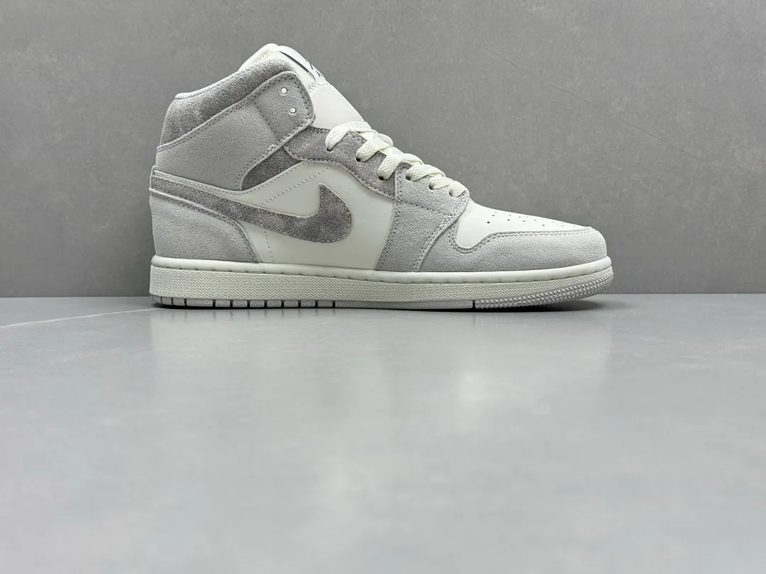 Trendsetting ChunYuan 230 AJ1 Zhongbang Pure  Version – Grey White High-Top Rep Shoes, Top-Quality Best Replica Sneakers, Sizes 36-46 (Including Half Sizes 1314