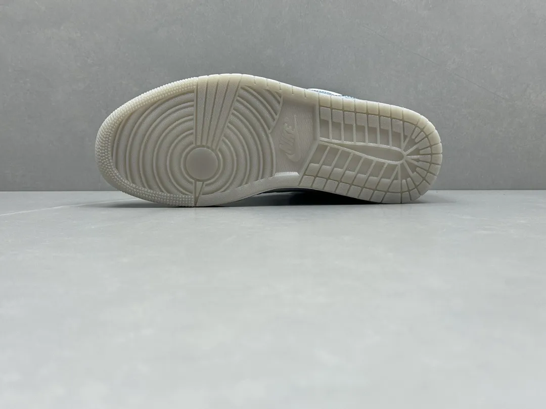 WrinkleFree ChunYuan 230 AJ1 Zhongbang Pure  Version – Washed Blue, Top Rep Shoes, Nike Replica Basketball Shoes, Sizes 36-46 (Including Half Sizes 1300
