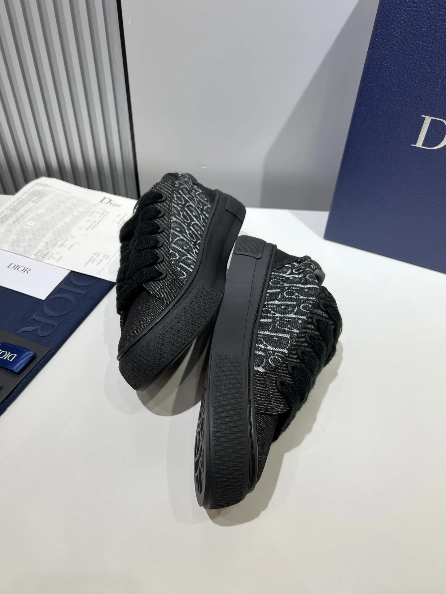 Dior B33 Black Leather Sneakers – Couples Edition,  Style with Best Replica Sneakers and Rep Shoes Design for Him & Her Sophisticated 63