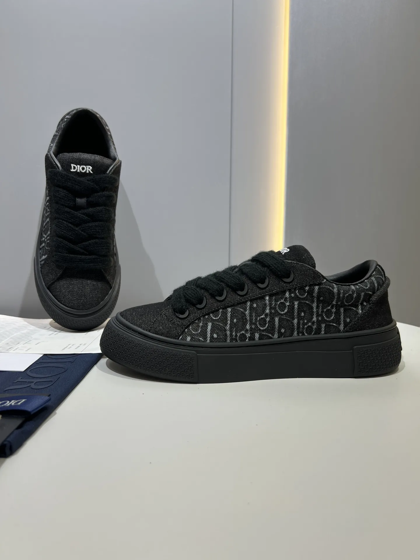 Dior B33 Black Leather Sneakers – Couples Edition,  Style with Best Replica Sneakers and Rep Shoes Design for Him & Her Sophisticated 63