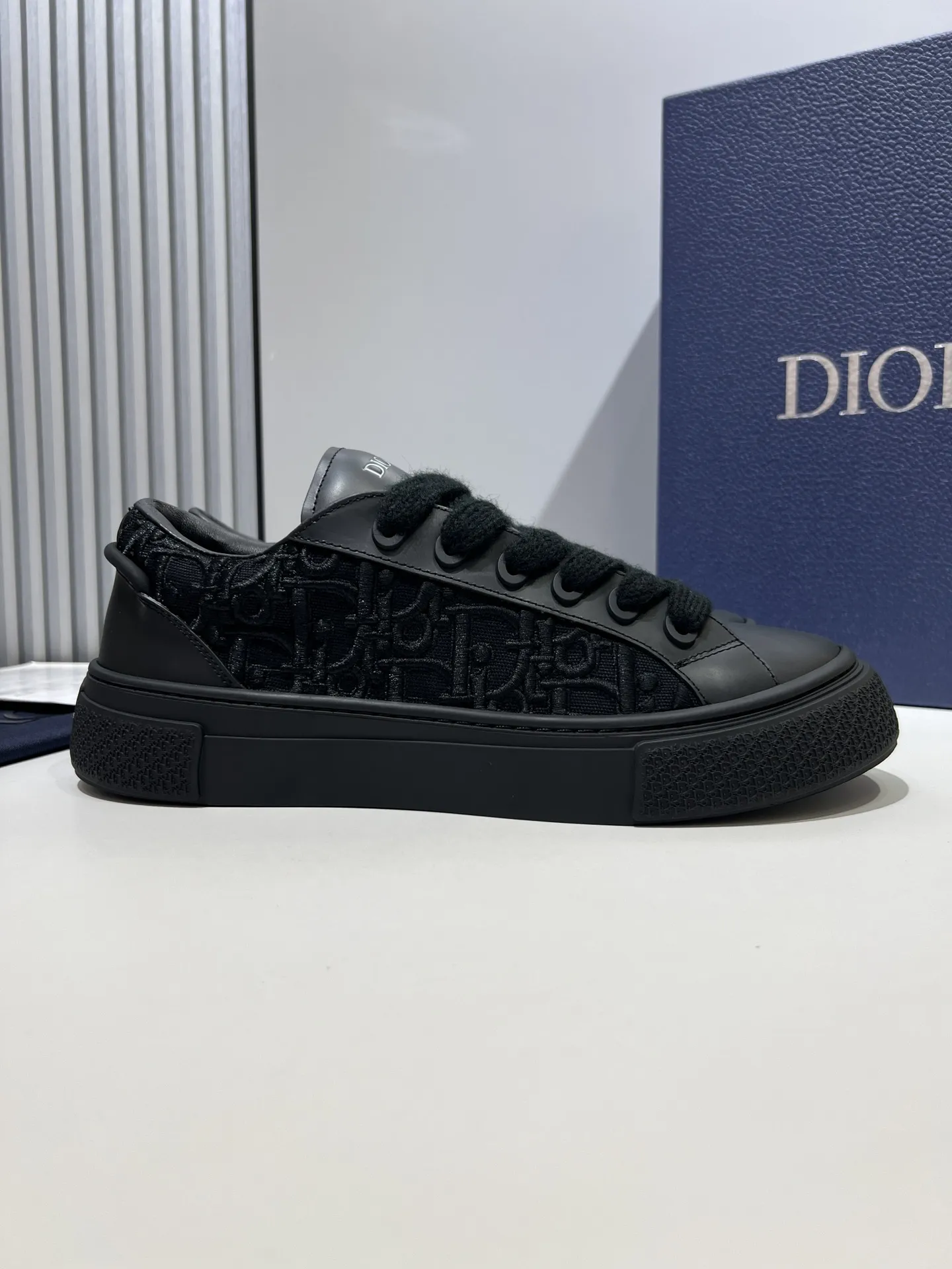 Dior B33 Black Leather Sneakers – Couples Edition,  Style with Best Replica Sneakers and Rep Shoes Design Affordable 62