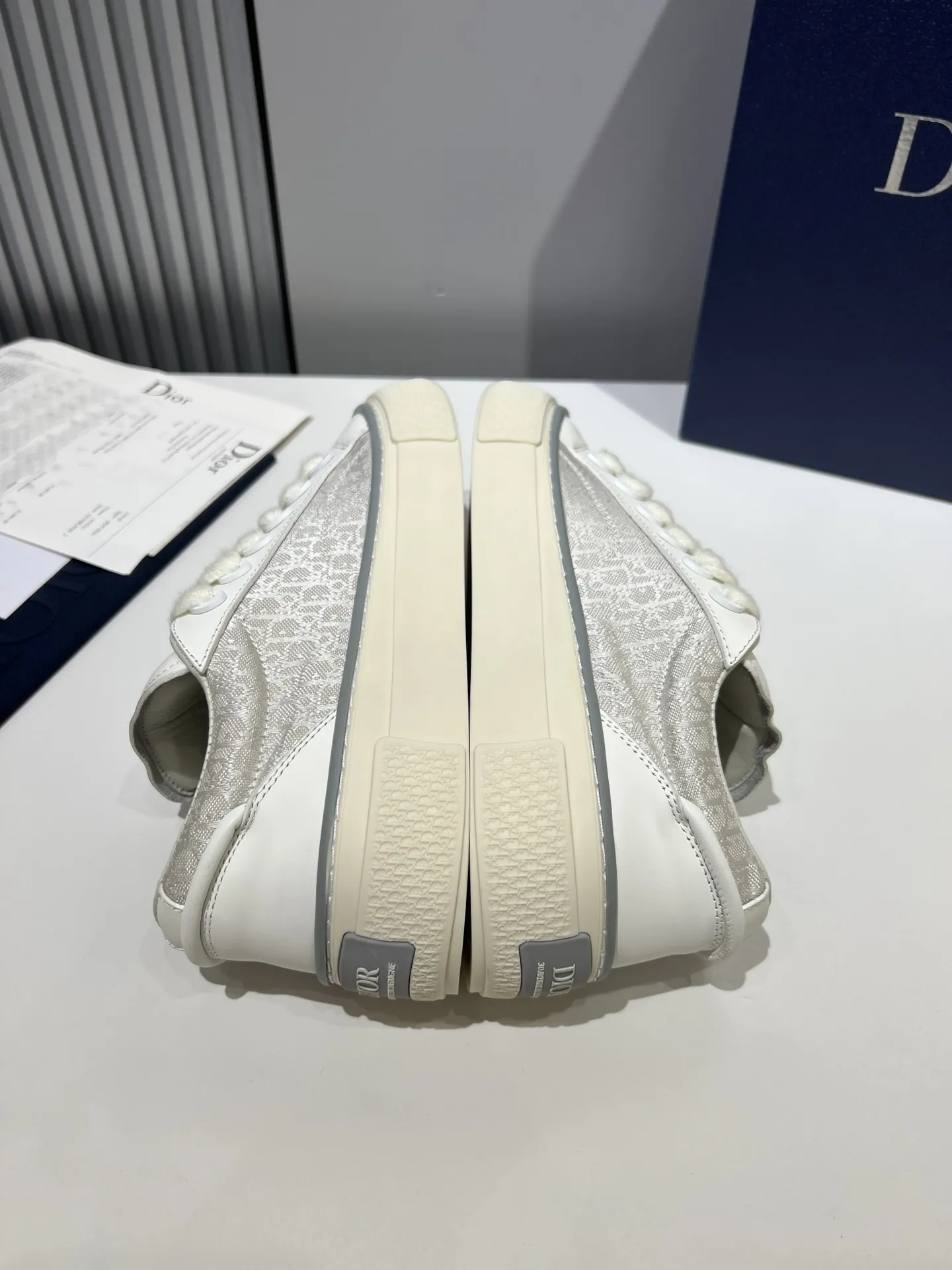 Comfortable Dior B33 Sneakers – Black Leather, Couples Edition, Top Version Rep Shoes,  Replica Dior 51
