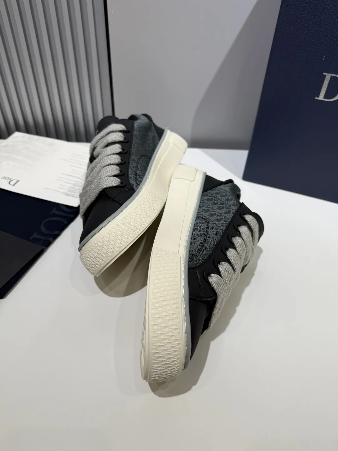 Dior B33 Sneakers – Black Premium Leather, Couples Edition,  Style with Best Replica Sneakers and Rep Shoes Design StreetReady 24