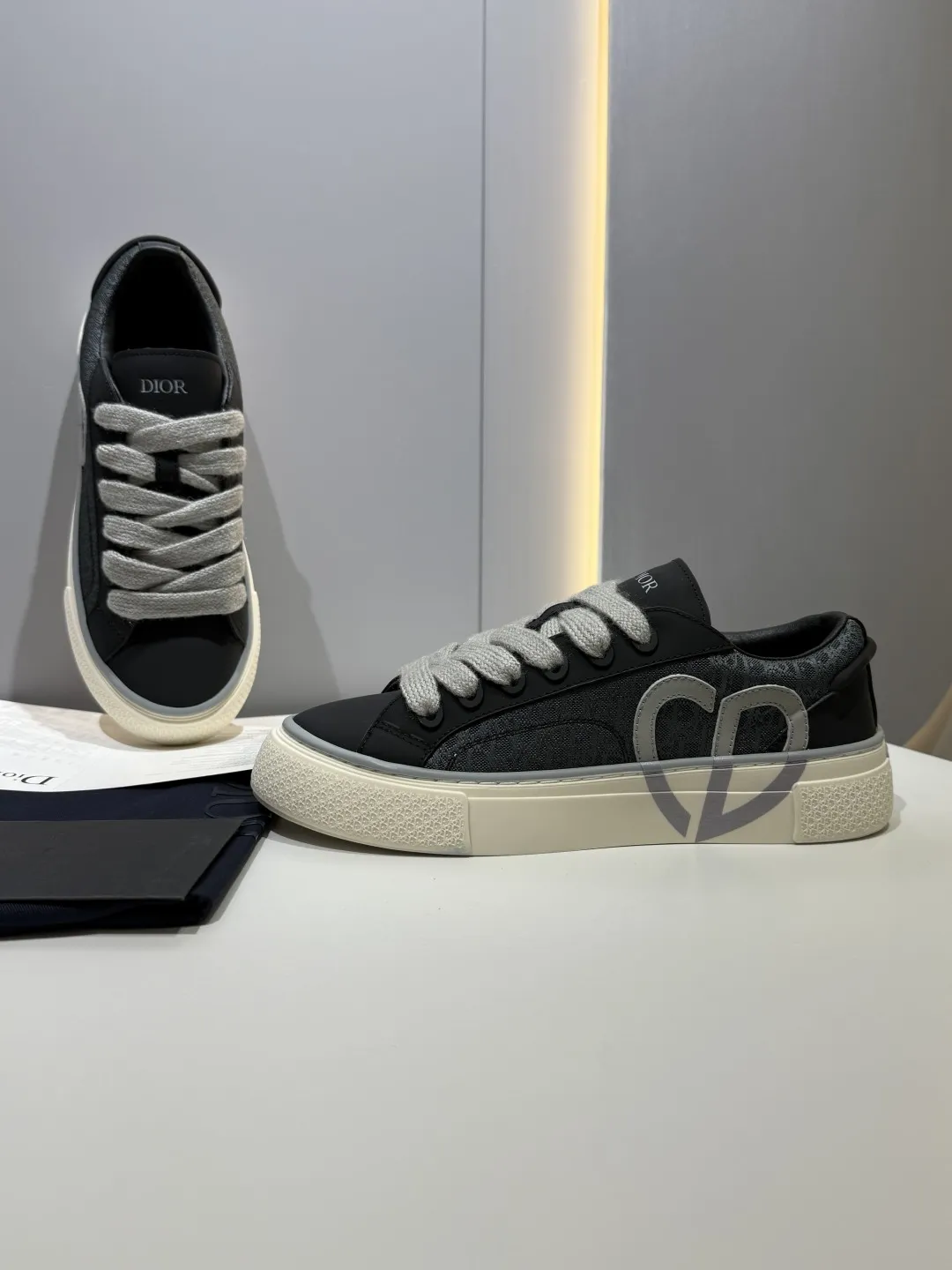 Dior B33 Sneakers – Black Premium Leather, Couples Edition,  Style with Best Replica Sneakers and Rep Shoes Design StreetReady 24