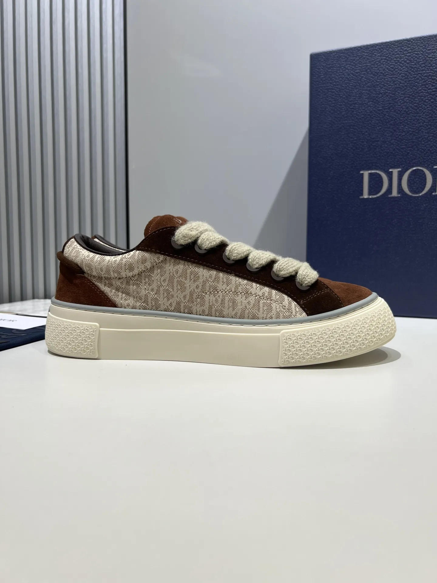 Dior B33 Sneakers – Brown & Beige – Couples Edition –  Version – Best Replica Sneakers & Rep Shoes TimelessDesign 29
