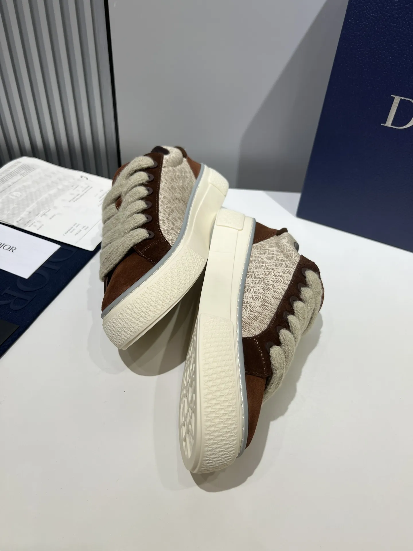Dior B33 Sneakers – Brown & Beige – Couples Edition –  Version – Best Replica Sneakers & Rep Shoes TimelessDesign 29