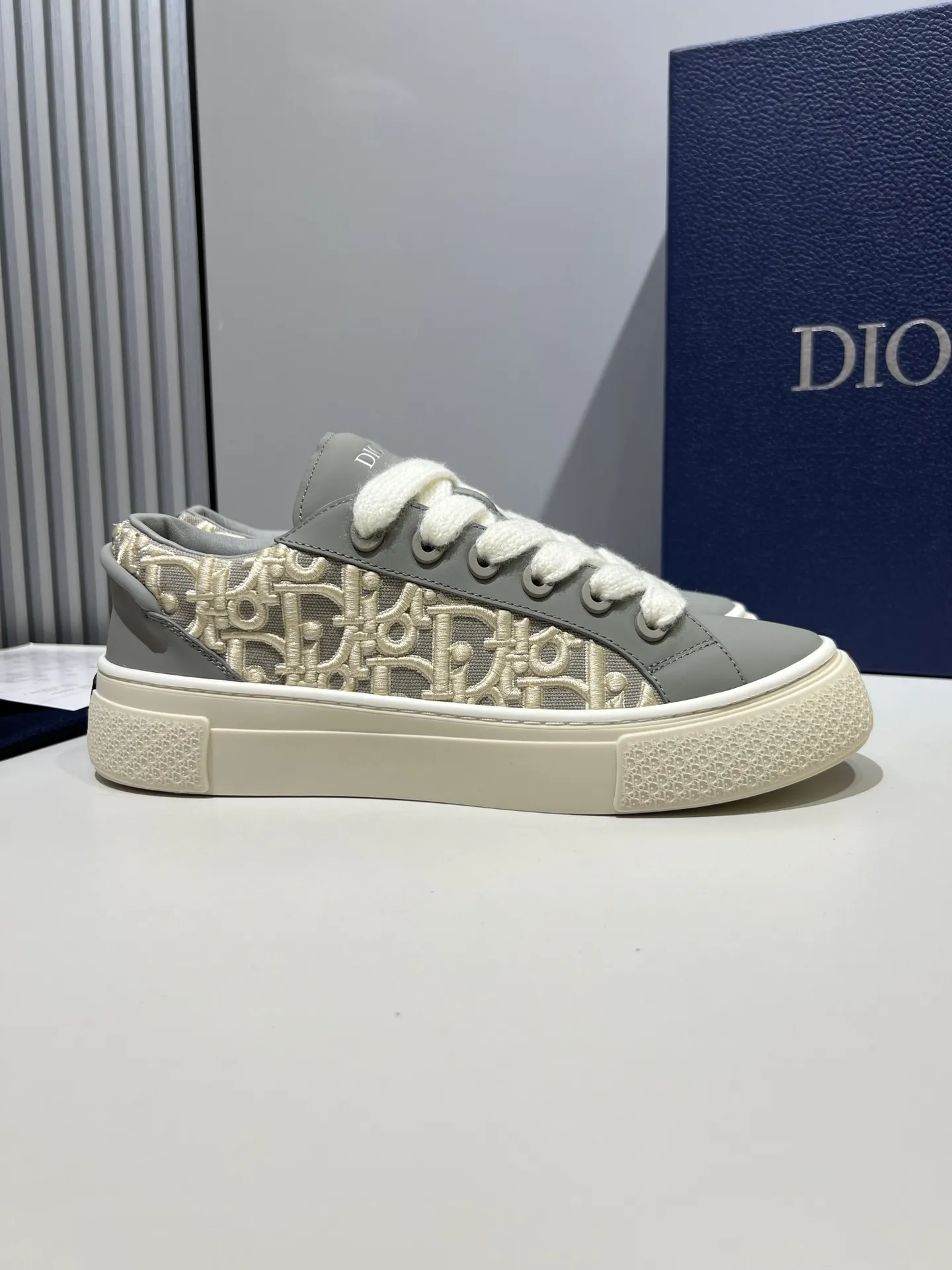 Dior B33 Sneakers – Grey with Oblique Pattern, Couples Edition, Low-Top Style, Top Rep Shoes & Best Replica Dior Reliable 56