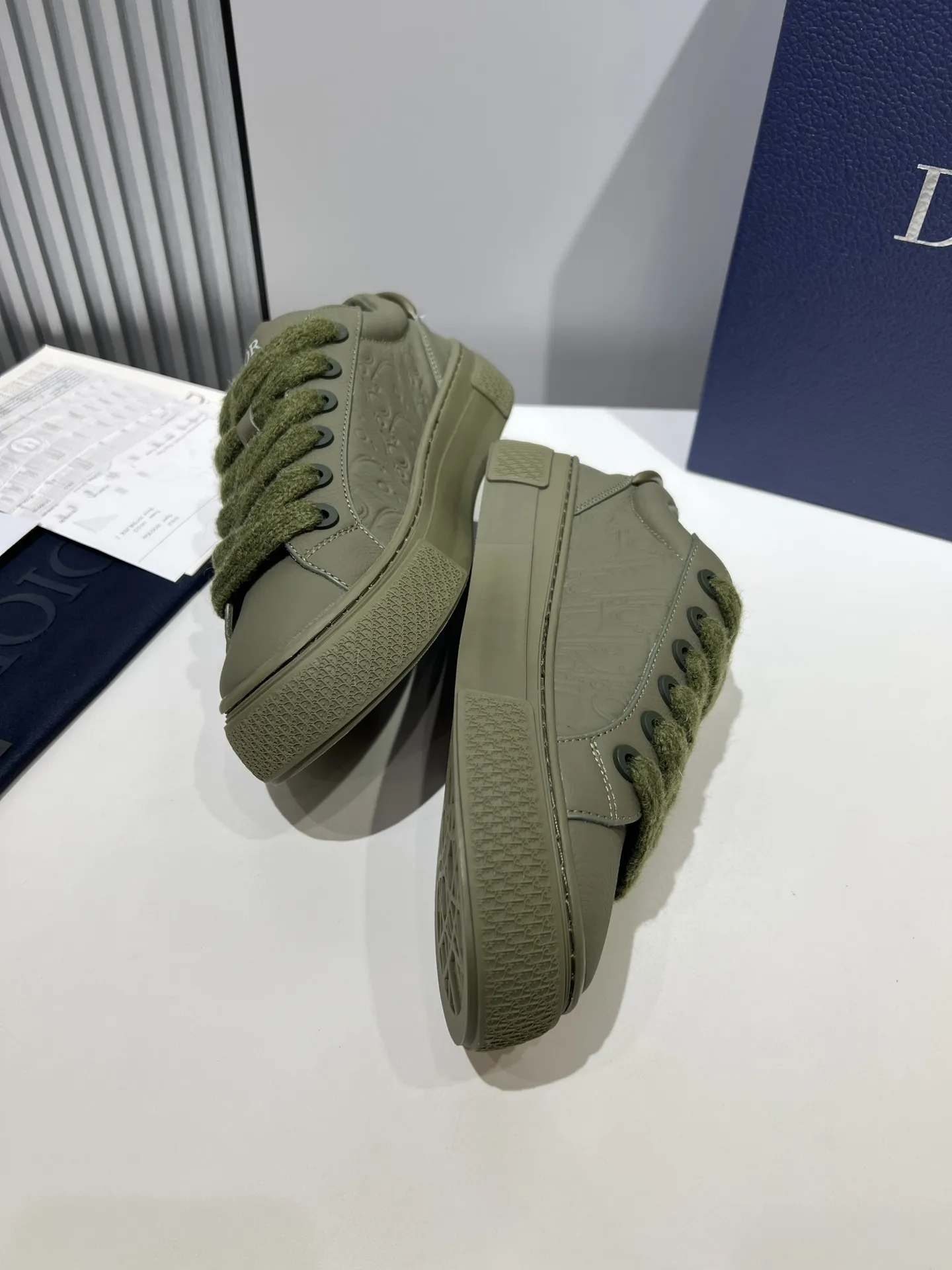 Practical Dior B33 Sneakers – Olive Green, Couples Edition,  Style with Rep Shoes and Best Replica Design 61