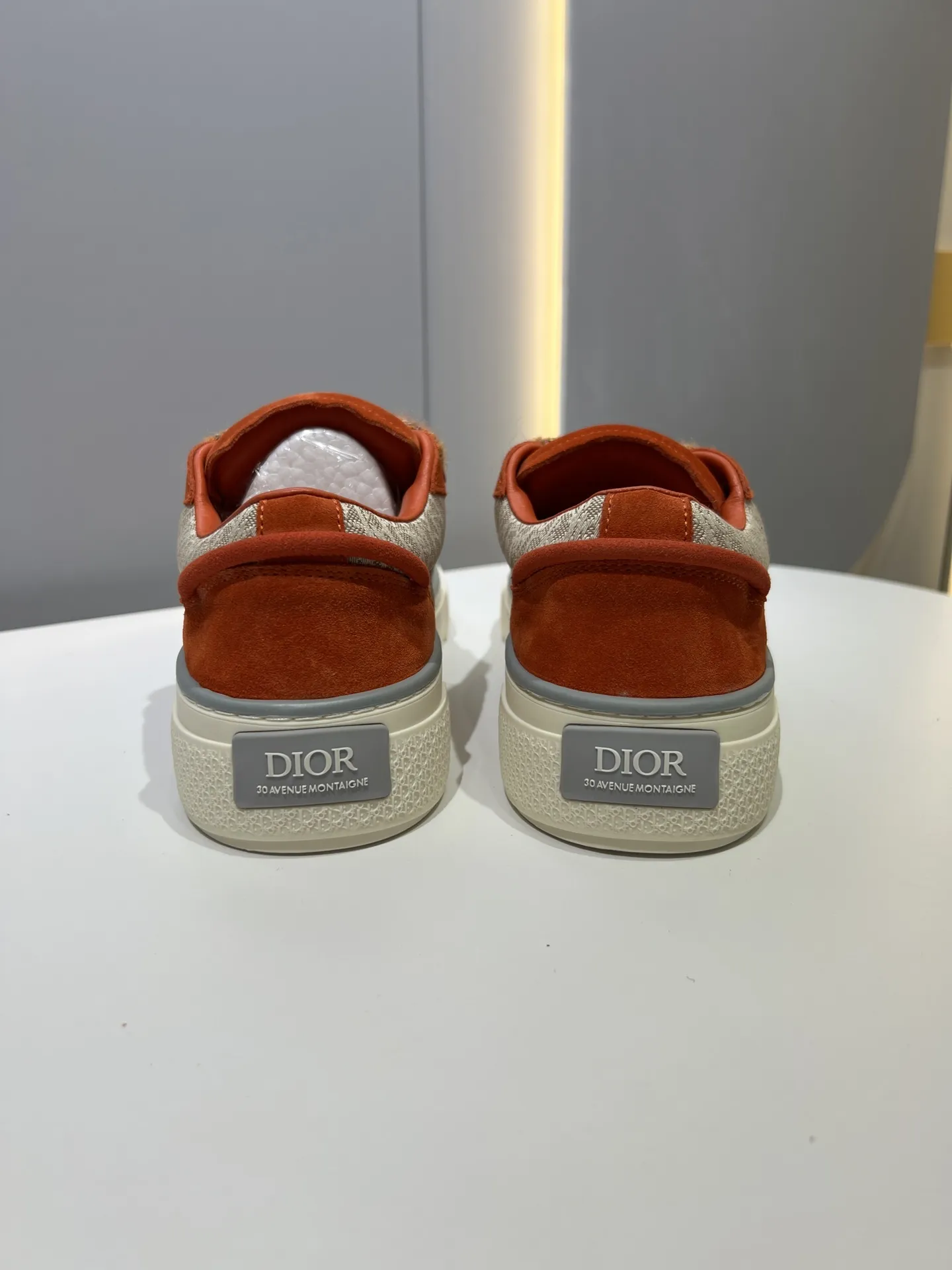 Dior B33 Sneakers – Orange and Beige Couples Edition,  Rep Shoes, Top Version Replica Dior, Various Sizes Available Sophisticated 45