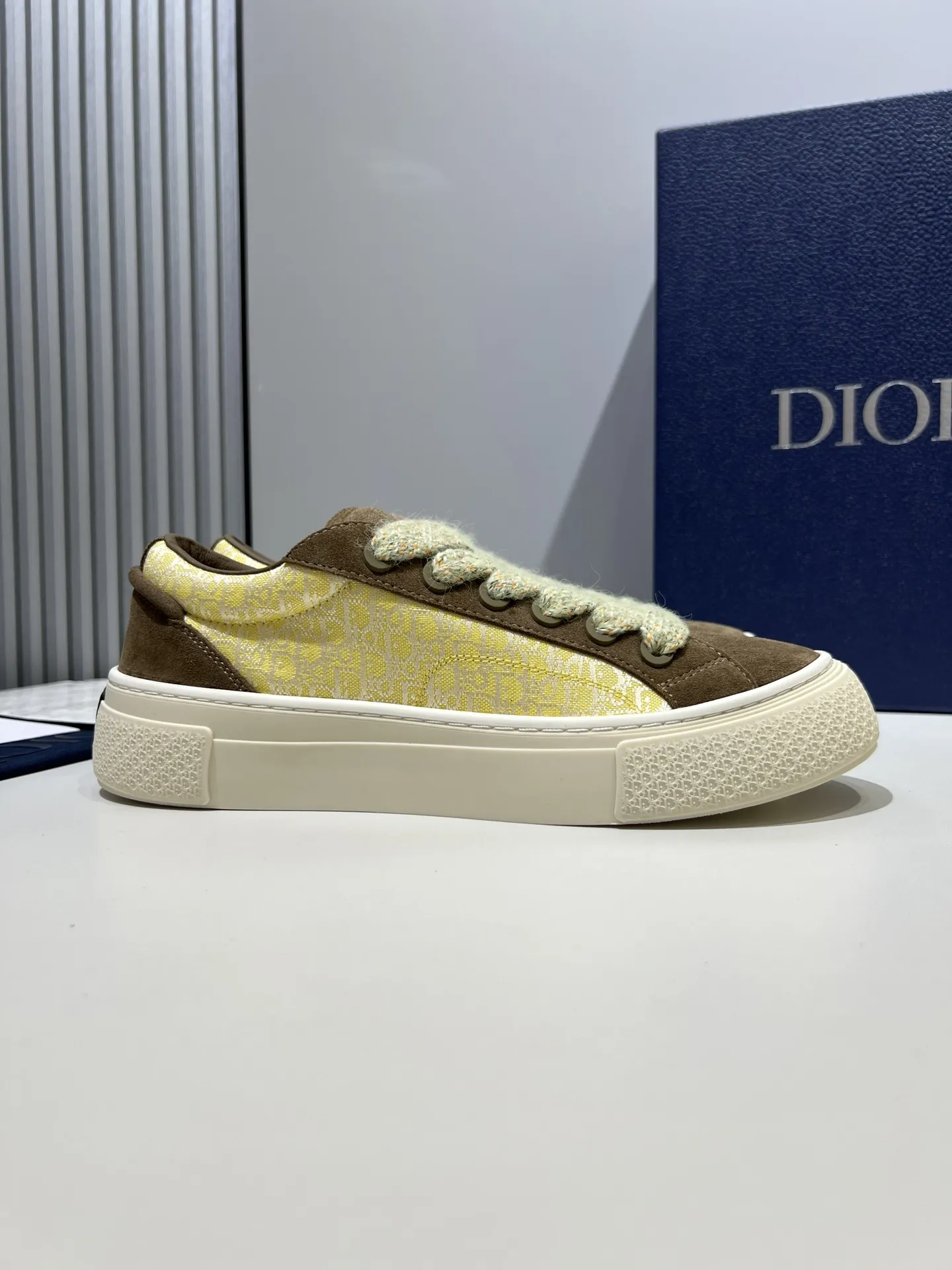 ModernLook Dior B33 Sneakers – Yellow Brown, Couples Style, Top Version Rep Shoes, Best Replica Sneakers 27