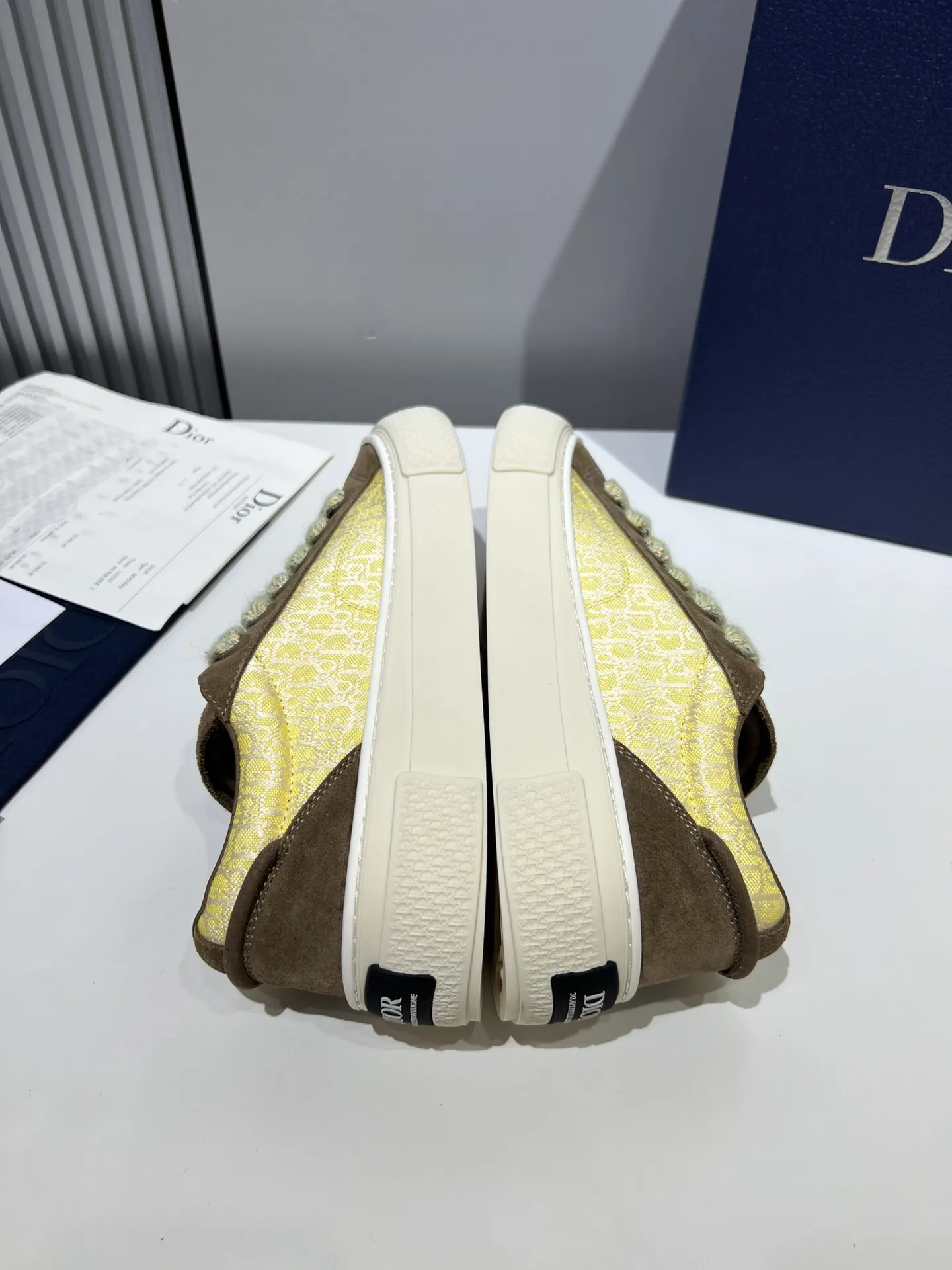 ModernLook Dior B33 Sneakers – Yellow Brown, Couples Style, Top Version Rep Shoes, Best Replica Sneakers 27