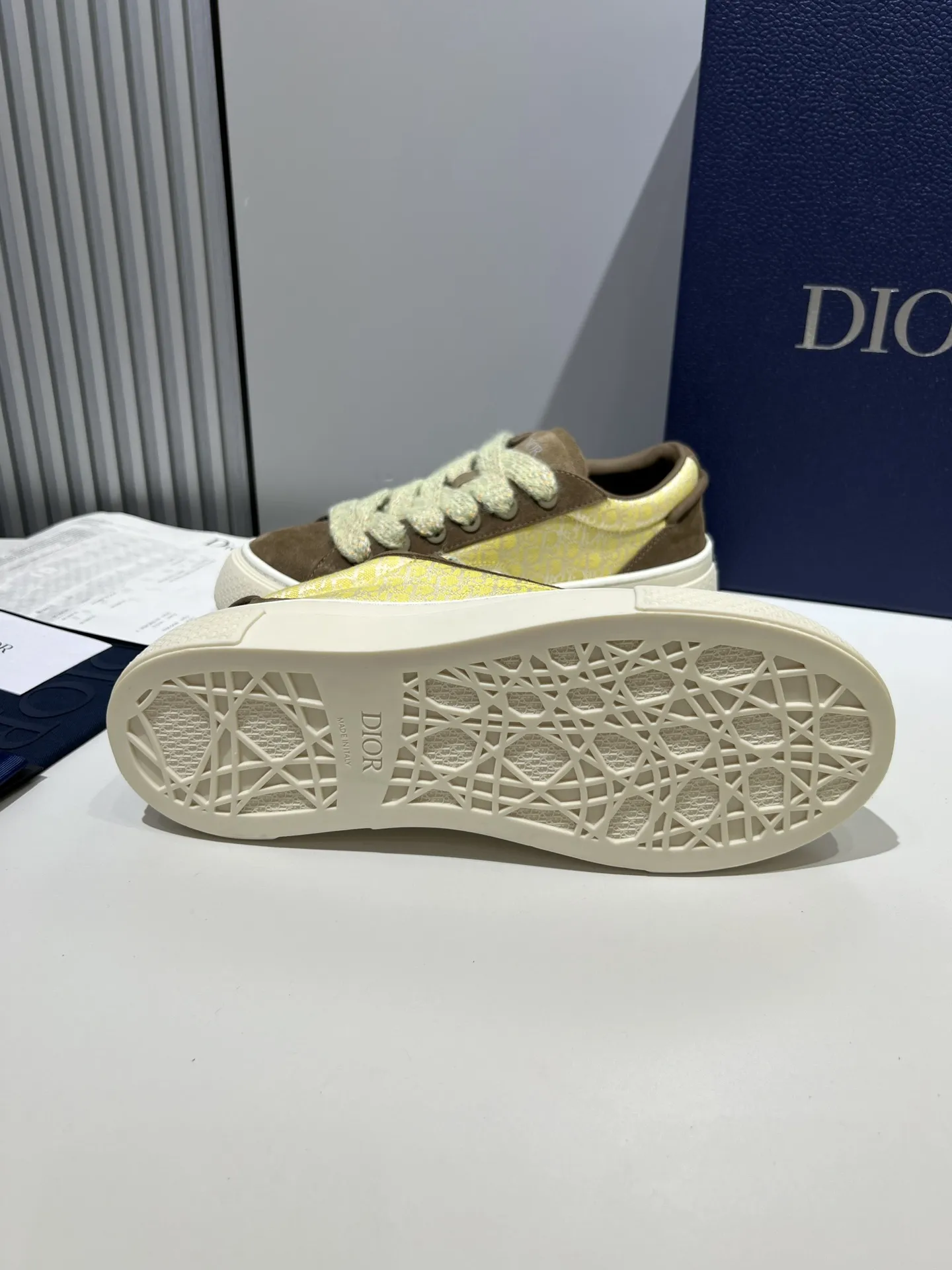 ModernLook Dior B33 Sneakers – Yellow Brown, Couples Style, Top Version Rep Shoes, Best Replica Sneakers 27