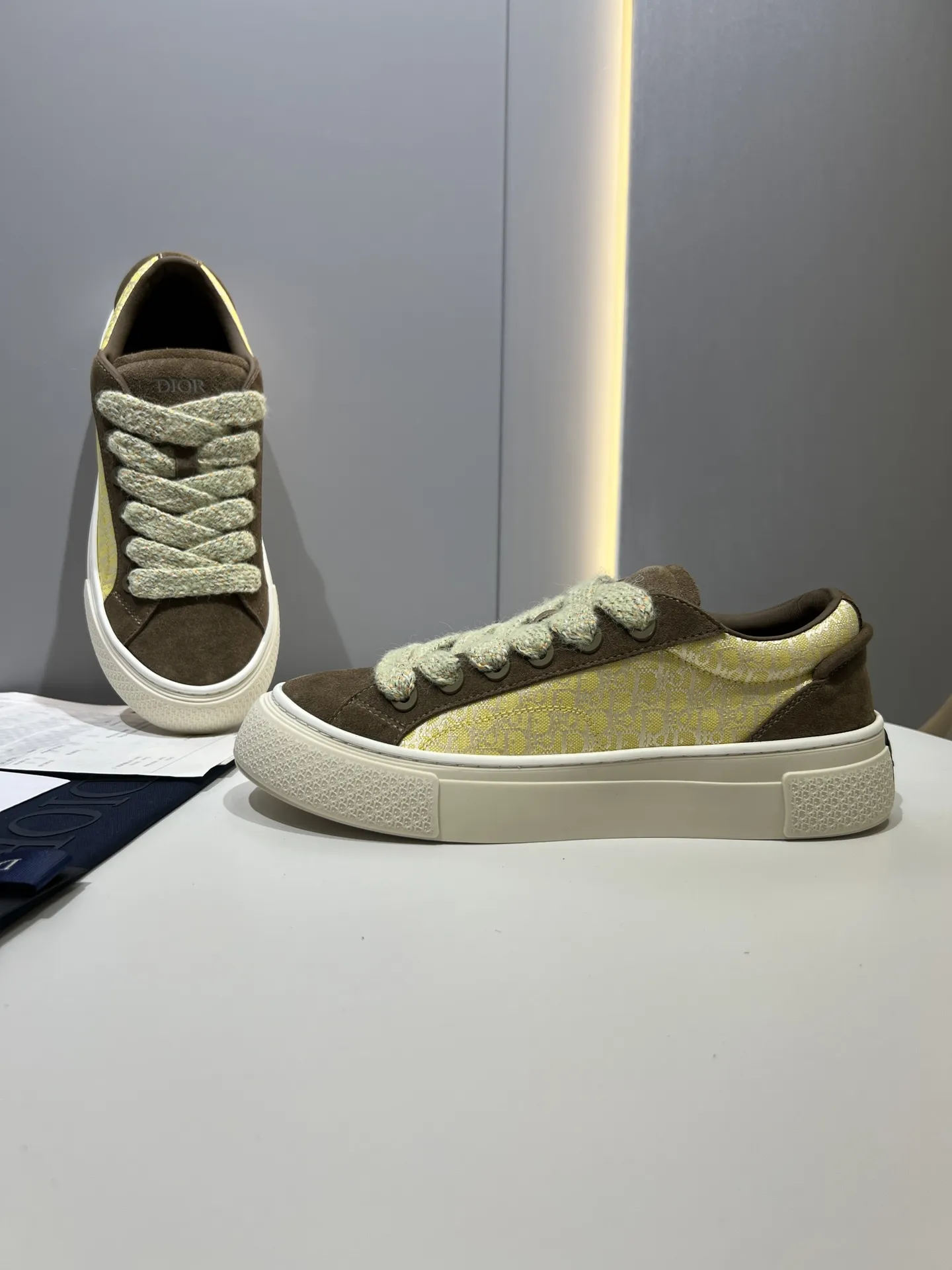 ModernLook Dior B33 Sneakers – Yellow Brown, Couples Style, Top Version Rep Shoes, Best Replica Sneakers 27