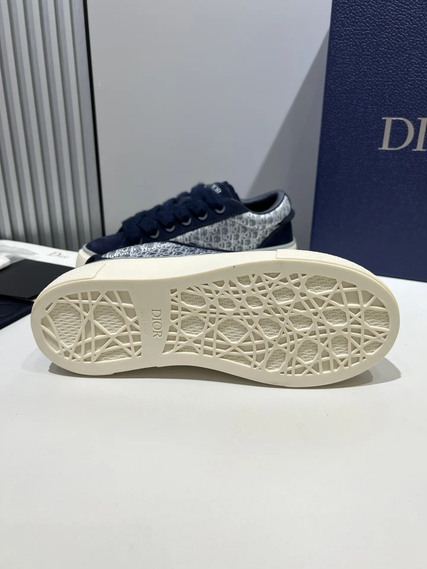 Dior B33 Sneakers for Couples – Black  Edition with Oblique Pattern | Top Rep Shoes & Best Replica Dior Functional 54