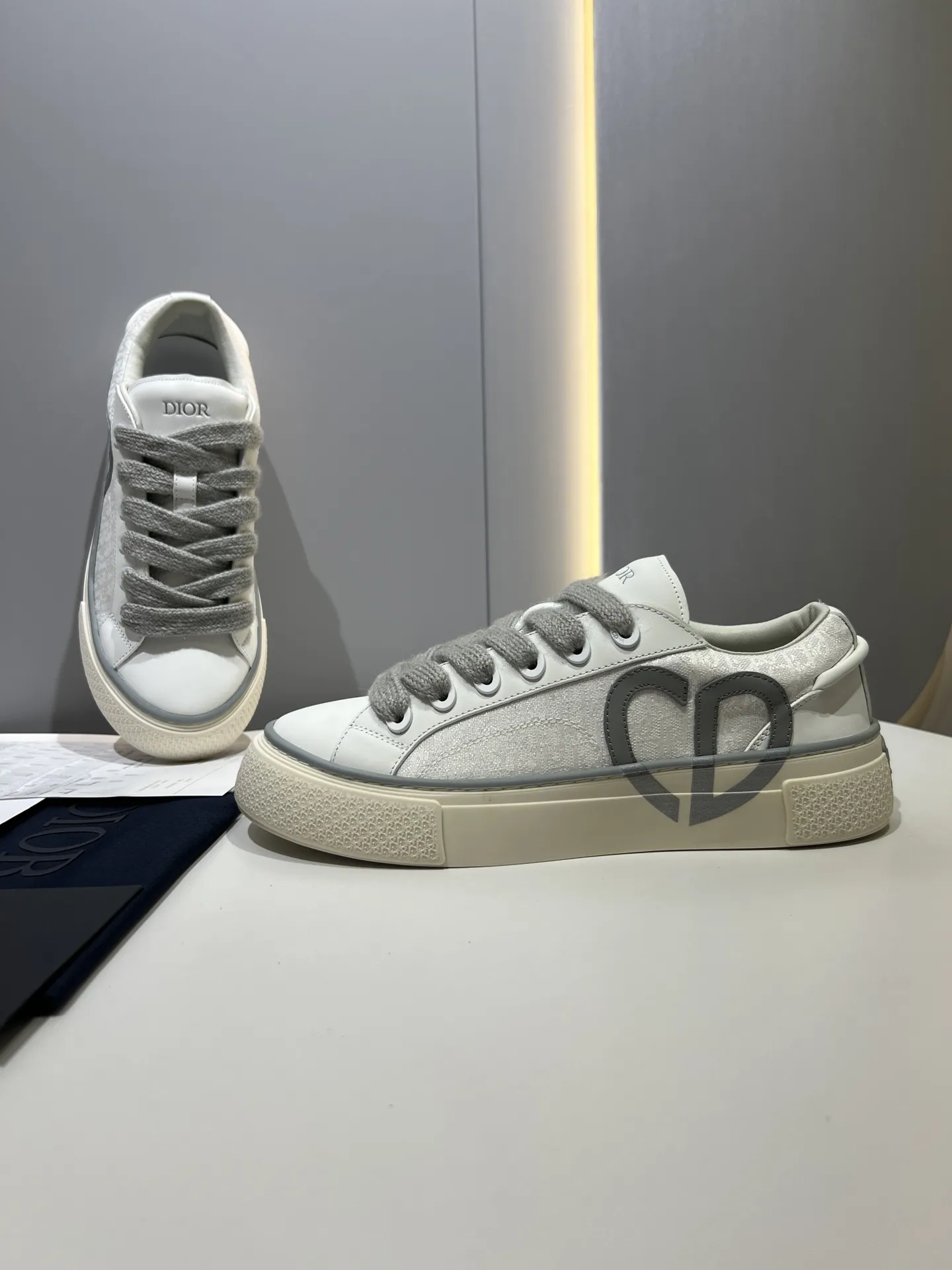 Unisex Dior B33 Sneakers for Couples – Black Premium Edition with  Design, Top Rep Shoes and Best Replica Sneakers in Various Sizes 60