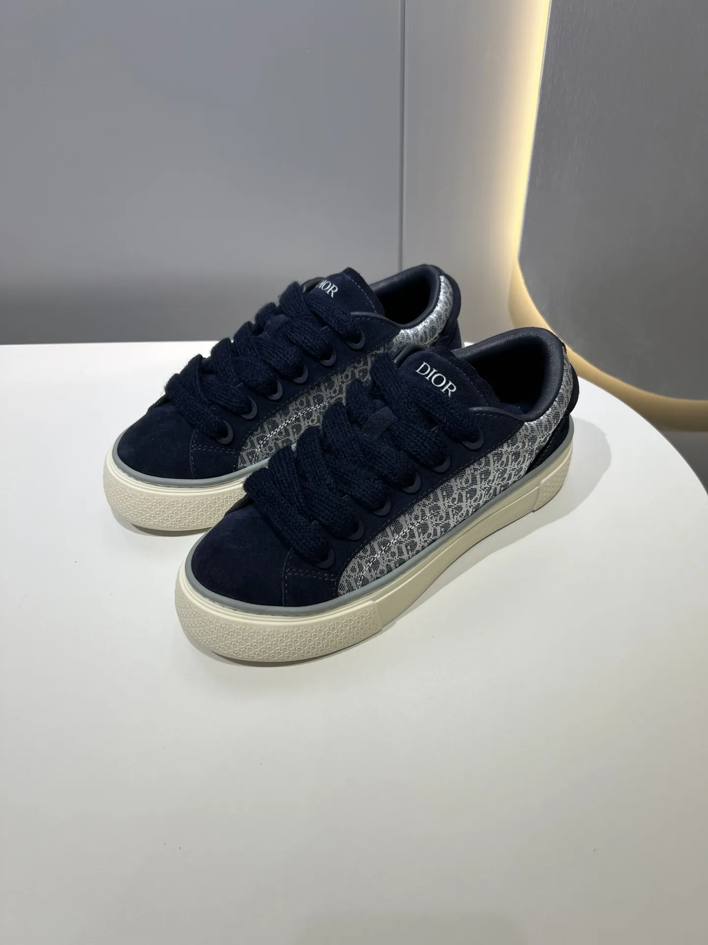 Upgraded Dior B33 Sneakers for Couples – Black with Oblique Pattern,  Edition Rep Shoes, Top-Quality Replica Dior 31