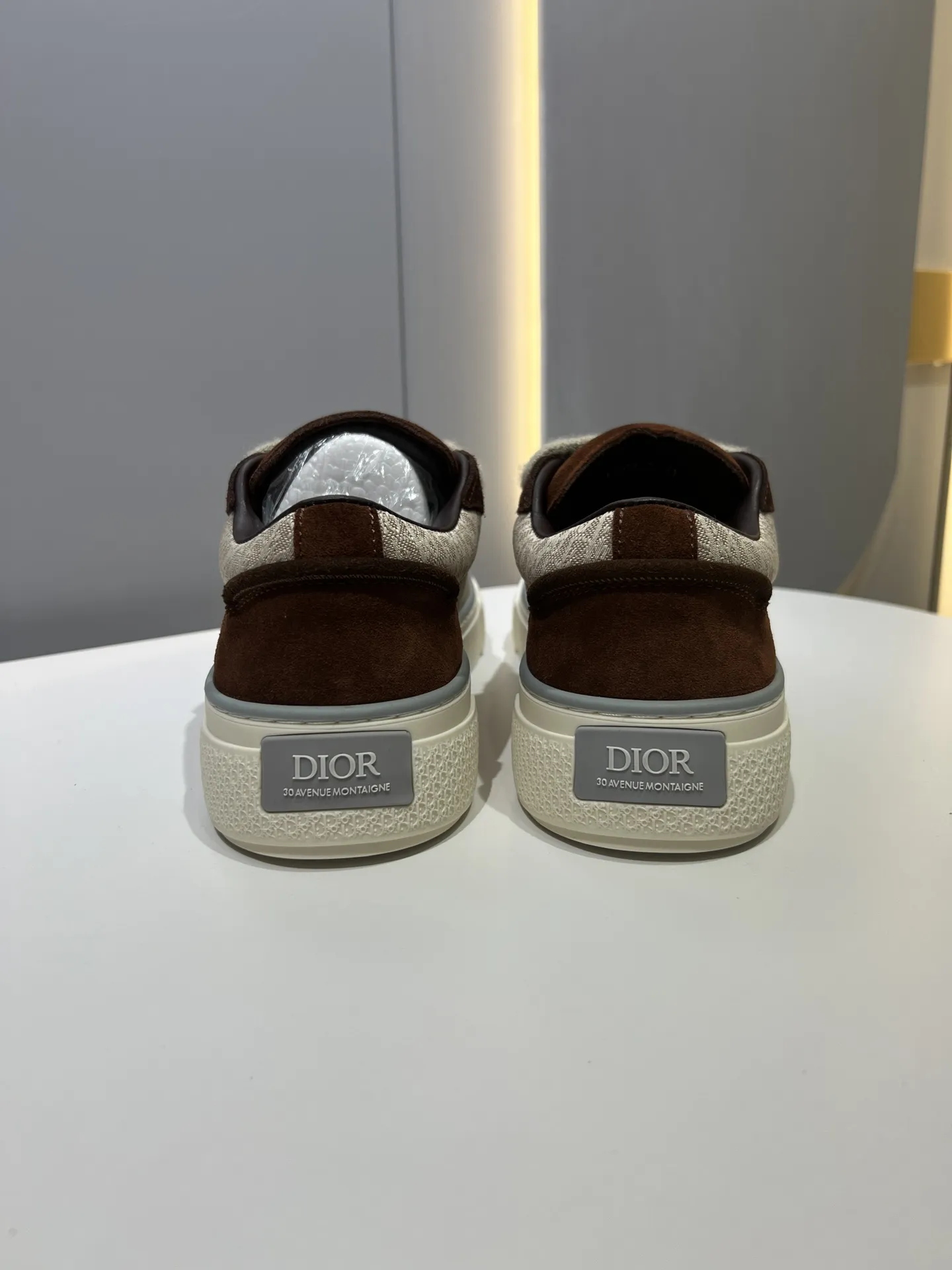 Dior B33 Sneakers for Couples – Brown Color, Premium Edition,  Style with Top Rep Shoes and Replica Dior Design Practical 52