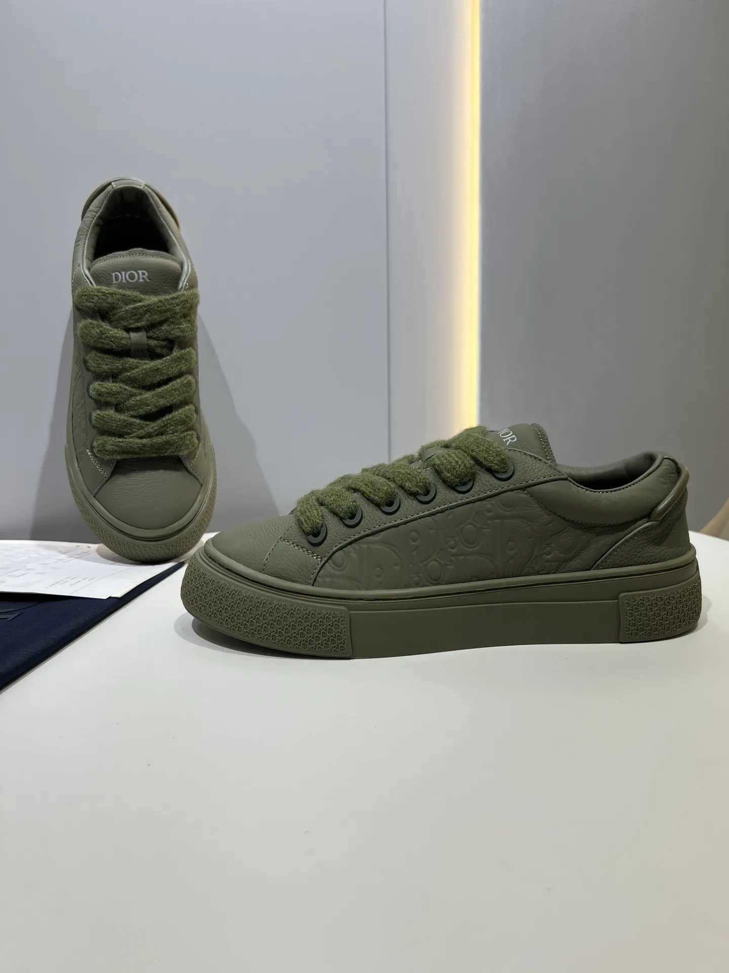 Affordable Dior B33 Sneakers for Couples – Olive Green, Premium Edition, Best Replica Sneakers,  Rep Shoes 43