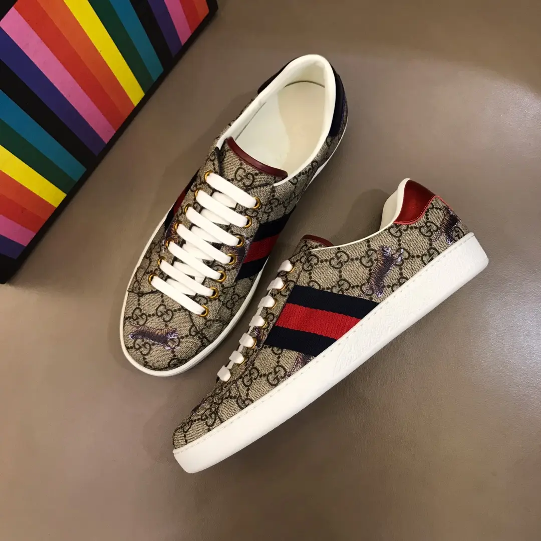 Chic G House Beige Low-Top Sneakers with GG Pattern and Bee Embroidery –  Gucci Replica Shoes, Sizes 38-44 (45 Customizable 865
