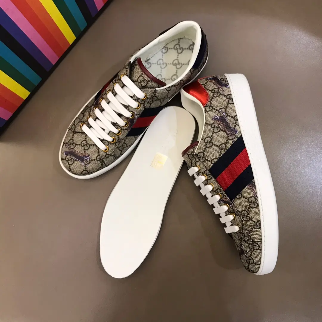 Chic G House Beige Low-Top Sneakers with GG Pattern and Bee Embroidery –  Gucci Replica Shoes, Sizes 38-44 (45 Customizable 865