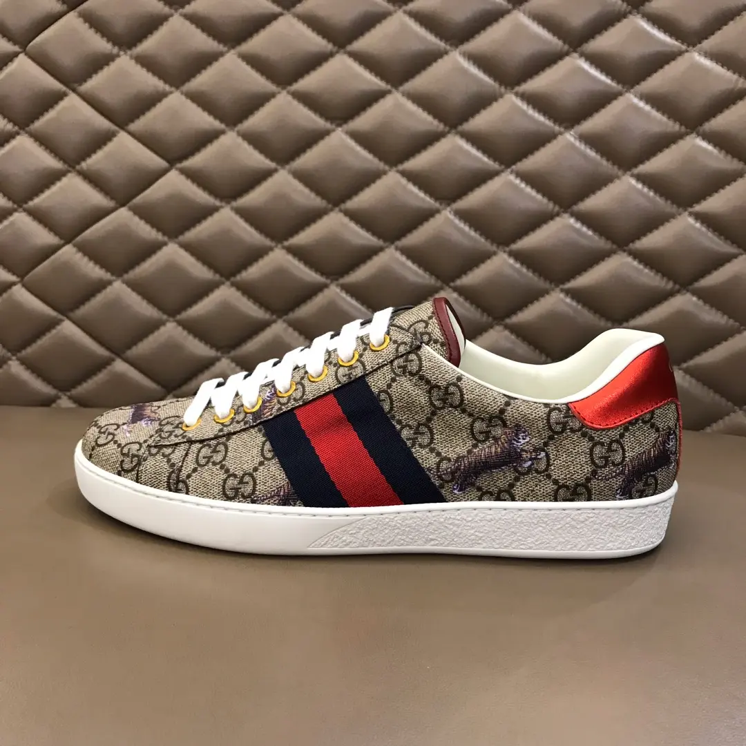 Chic G House Beige Low-Top Sneakers with GG Pattern and Bee Embroidery –  Gucci Replica Shoes, Sizes 38-44 (45 Customizable 865