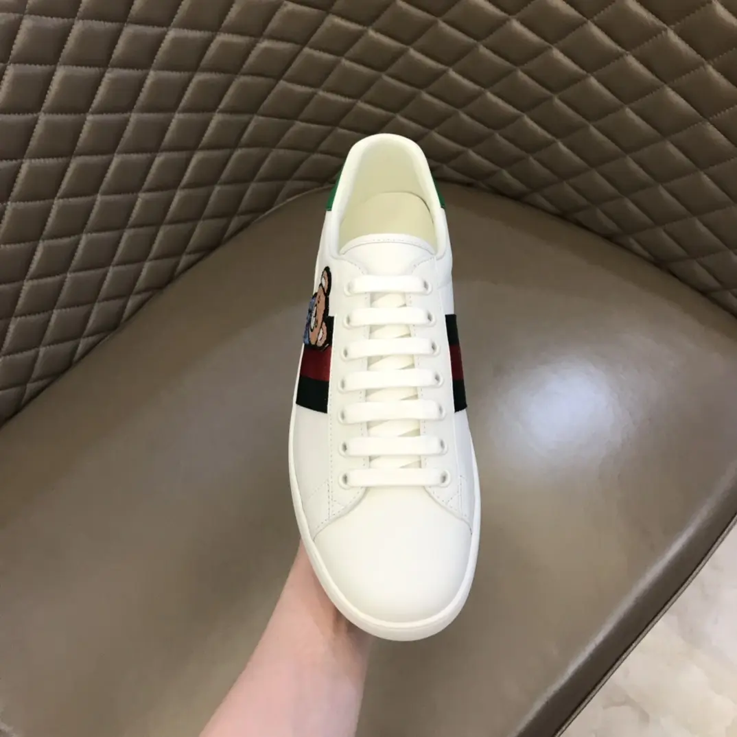 Functional G House  White Sneakers – Green and White Low-Top Style with High Quality Rep Shoes Design 842